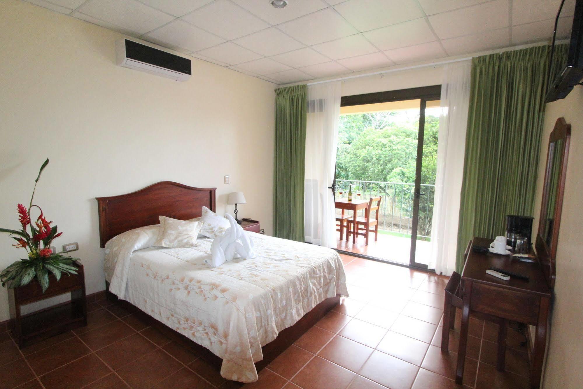 Hotel Monte Real La Fortuna Ngoại thất bức ảnh