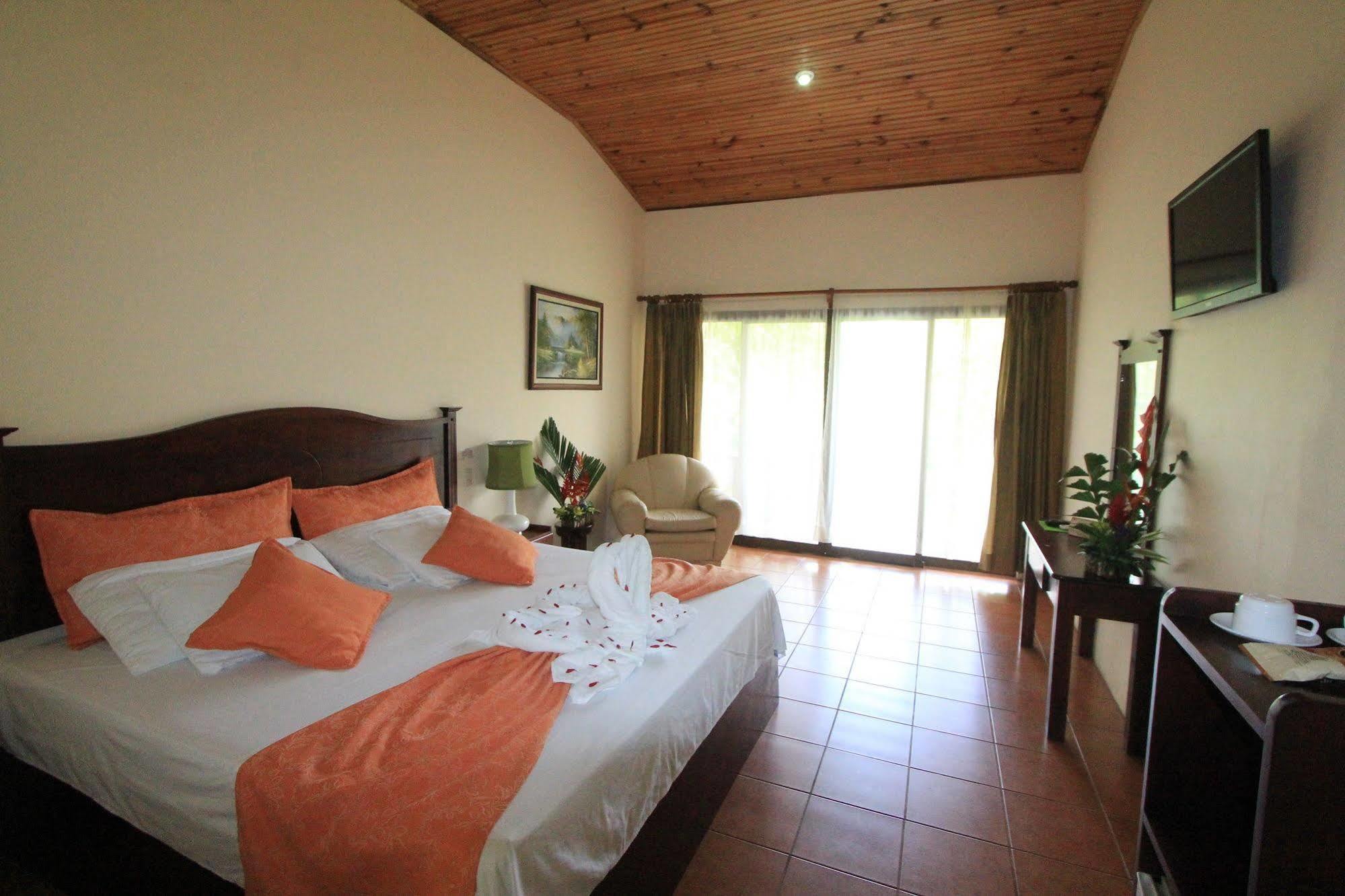 Hotel Monte Real La Fortuna Ngoại thất bức ảnh