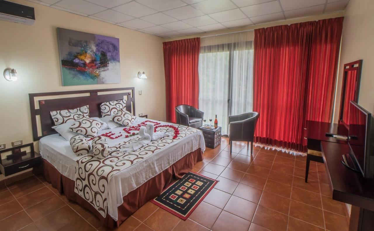 Hotel Monte Real La Fortuna Ngoại thất bức ảnh
